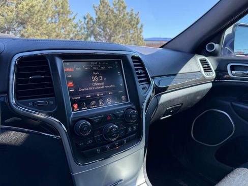 Used 2015 Jeep Grand Cherokee High Altitude image 35
