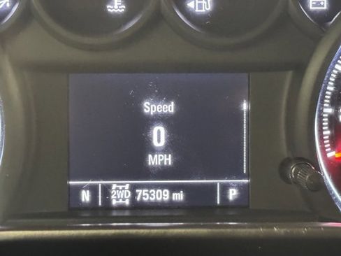 Used 2021 Chevrolet Silverado 1500 Custom Trail Boss image 10