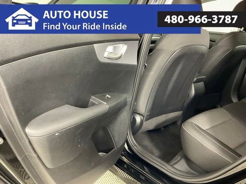 Used 2024 Kia Forte LXS FWD image 14