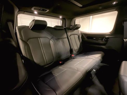 Used 2022 Jeep Grand Wagoneer Series II w/ Premium Group II AWD/4WD image 35