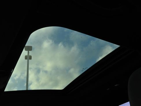 Used 2021 BMW M340i w/ Driving Assistance Package image 27