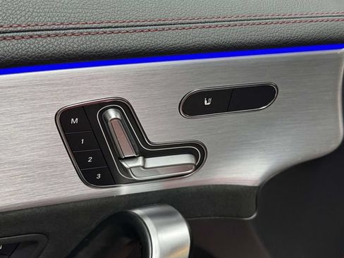 Used 2020 Mercedes-Benz CLA 250 4MATIC image 33