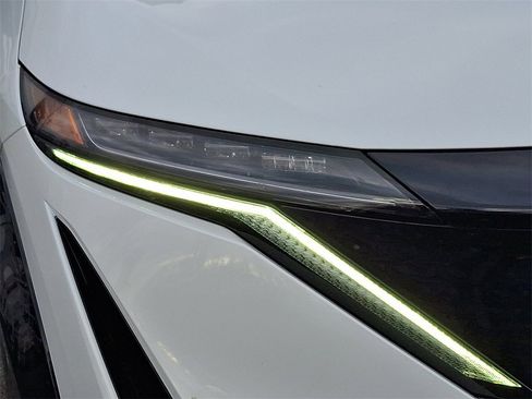 Used 2023 Nissan Ariya FWD image 10