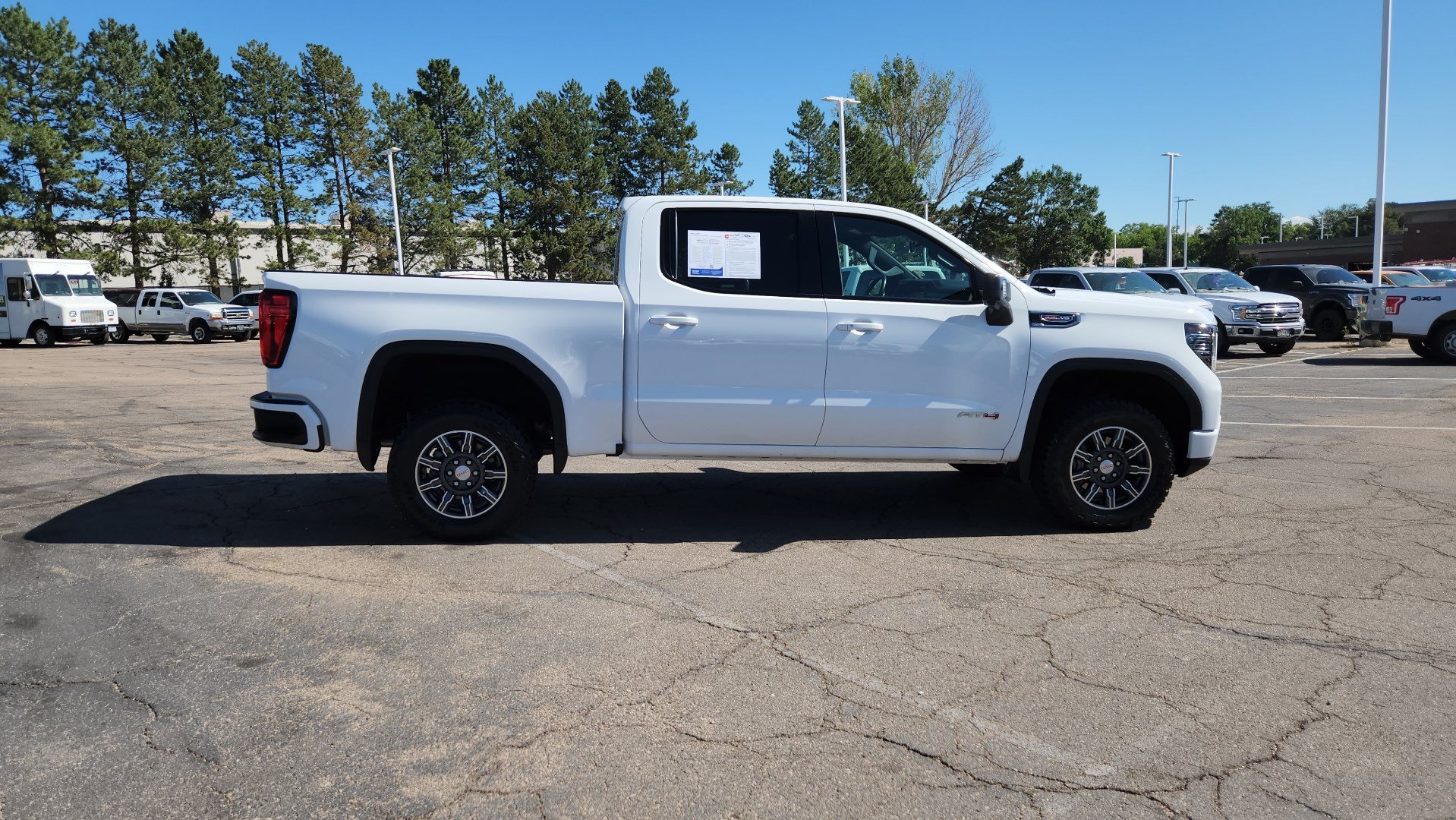 Used 2025 GMC Sierra 1500 AT4 AWD/4WD image 11