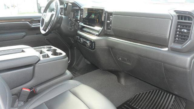 Used 2024 Chevrolet Silverado 2500 LT w/ Convenience Package AWD/4WD image 17