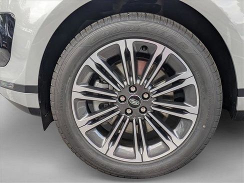 New 2026 Land Rover Range Rover Evoque S image 10