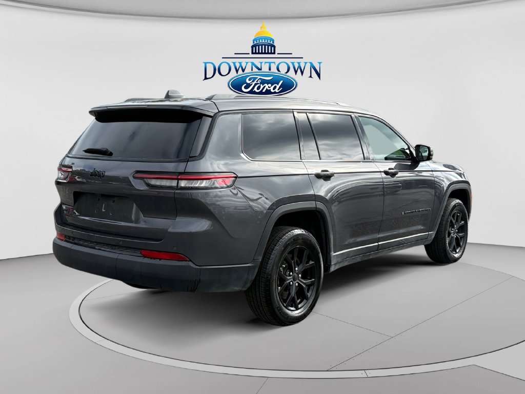 Used 2025 Jeep Grand Cherokee L Altitude AWD/4WD image 3