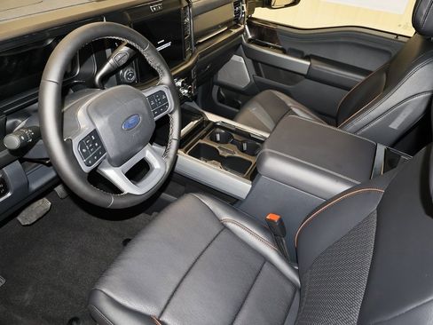 New 2025 Ford F350 Lariat w/ Lariat Ultimate Package image 27