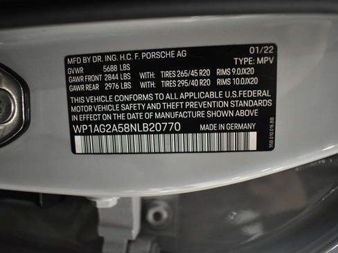 Used 2022 Porsche Macan S AWD/4WD image 39