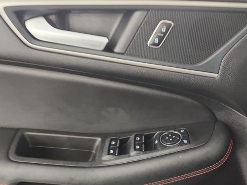 Certified 2024 Ford Edge ST-Line AWD/4WD image 16