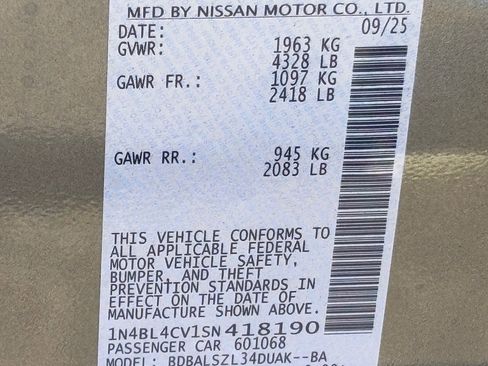New 2025 Nissan Altima 2.5 SR w/ SR Premium Package image 29