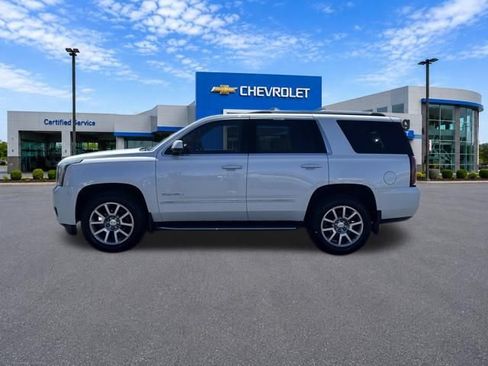 Used 2019 GMC Yukon Denali AWD/4WD image 4