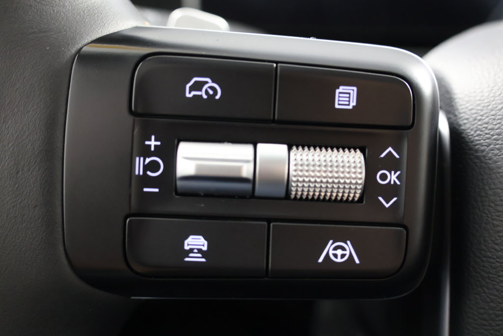 Used 2024 Hyundai Santa Fe XRT AWD/4WD image 11