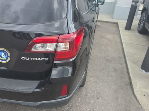 Used 2016 Subaru Outback 2.5i Limited w/ Protection Package #2 AWD/4WD image 12