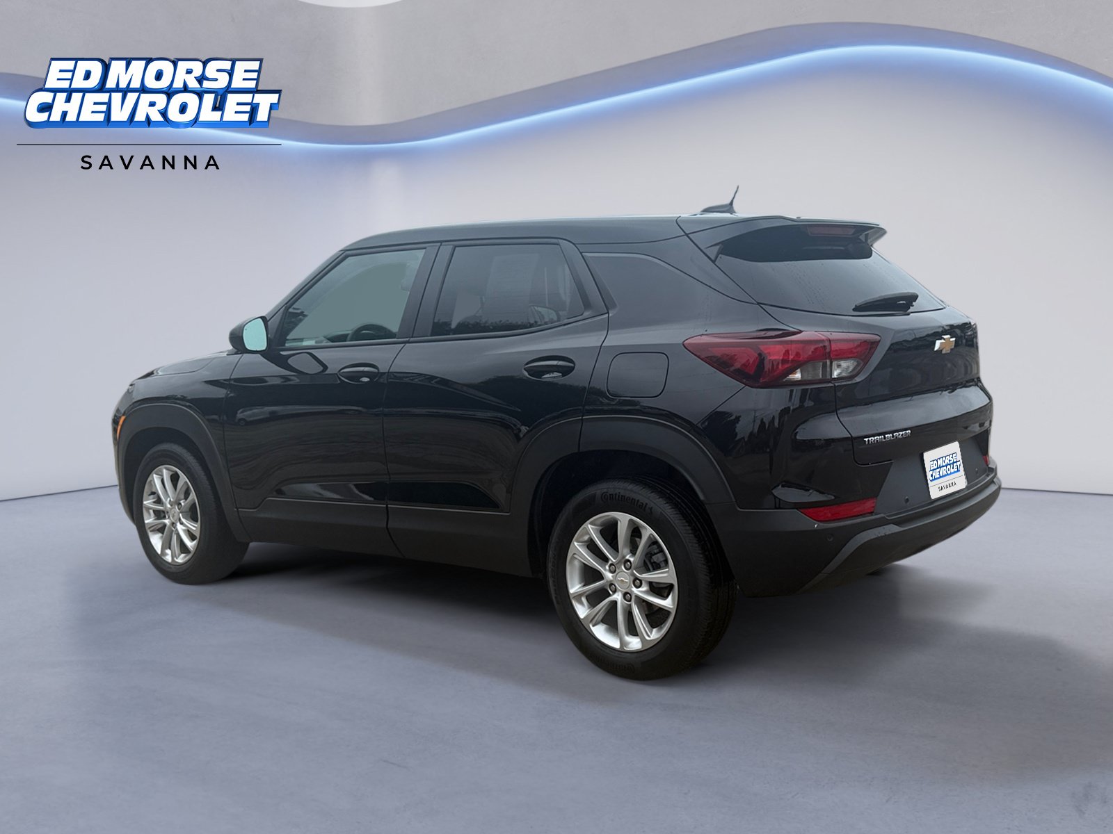 Used 2024 Chevrolet TrailBlazer LS w/ LS Convenience Package FWD image 3