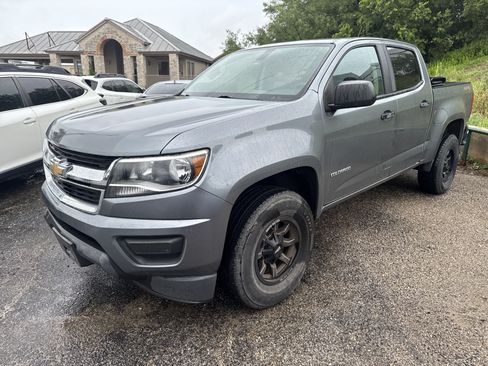 Used 2020 Chevrolet Colorado W/T w/ WT Convenience Package AWD/4WD image 6