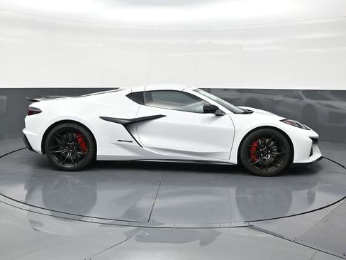 Used 2026 Chevrolet Corvette Z06 image 6