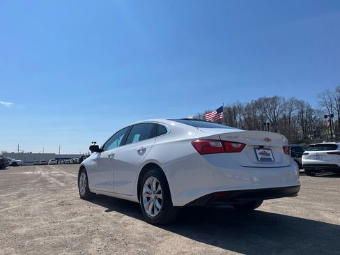 Used 2023 Chevrolet Malibu LT FWD image 36