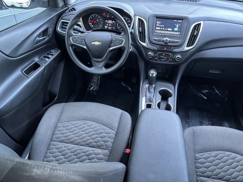 Used 2018 Chevrolet Equinox LT FWD image 21