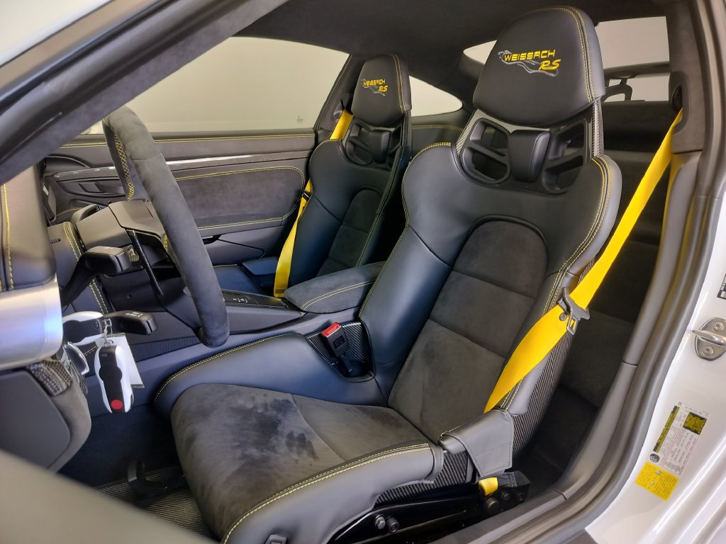 Used 2018 Porsche 911 GT2 RS RWD image 5