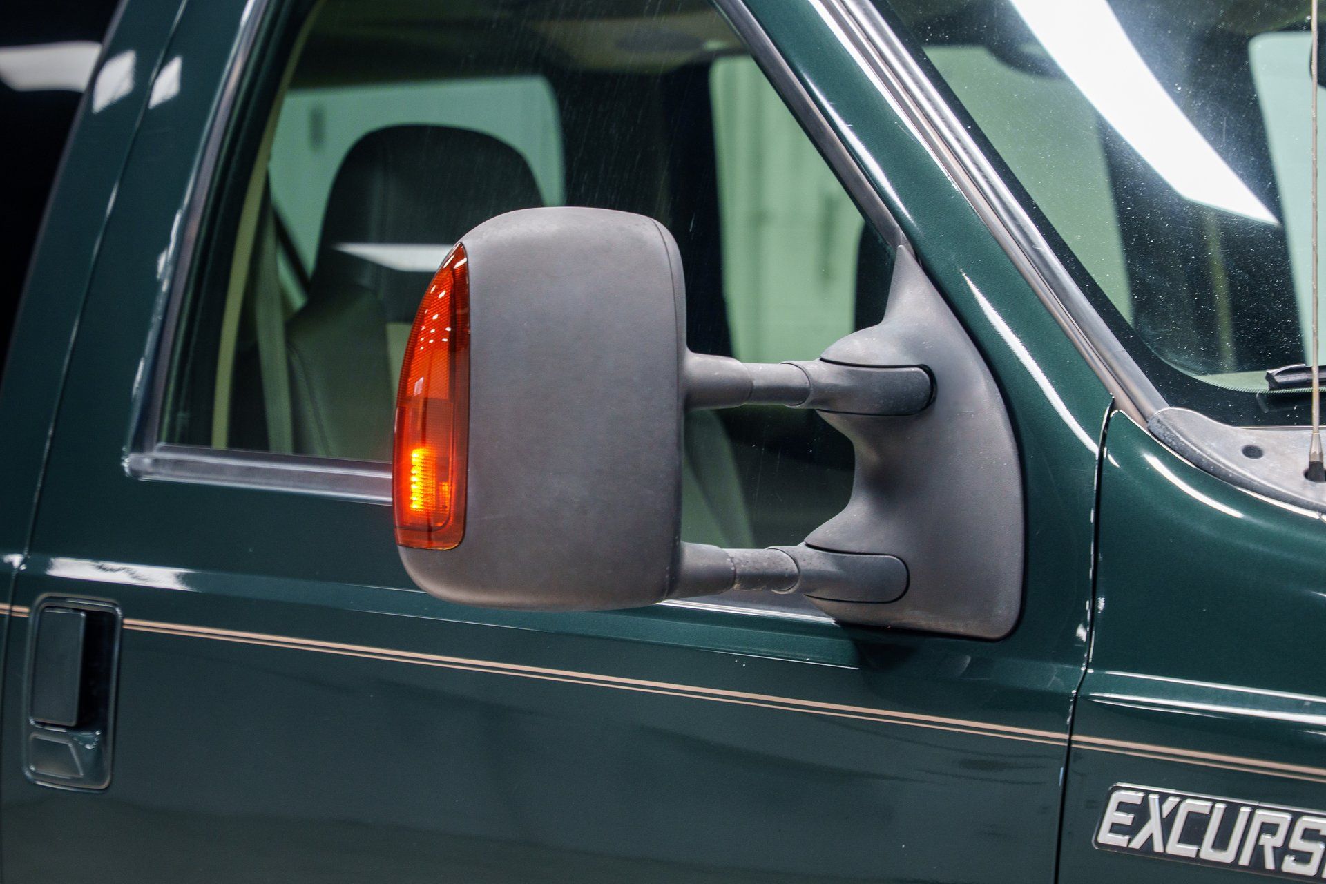 Used 2004 Ford Excursion Eddie Bauer AWD/4WD image 24