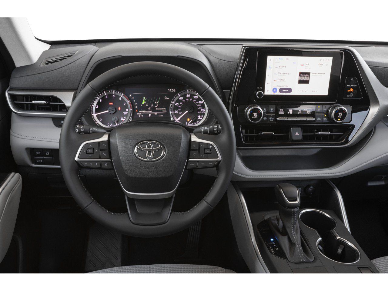 Used 2025 Toyota Highlander LE AWD/4WD image 4