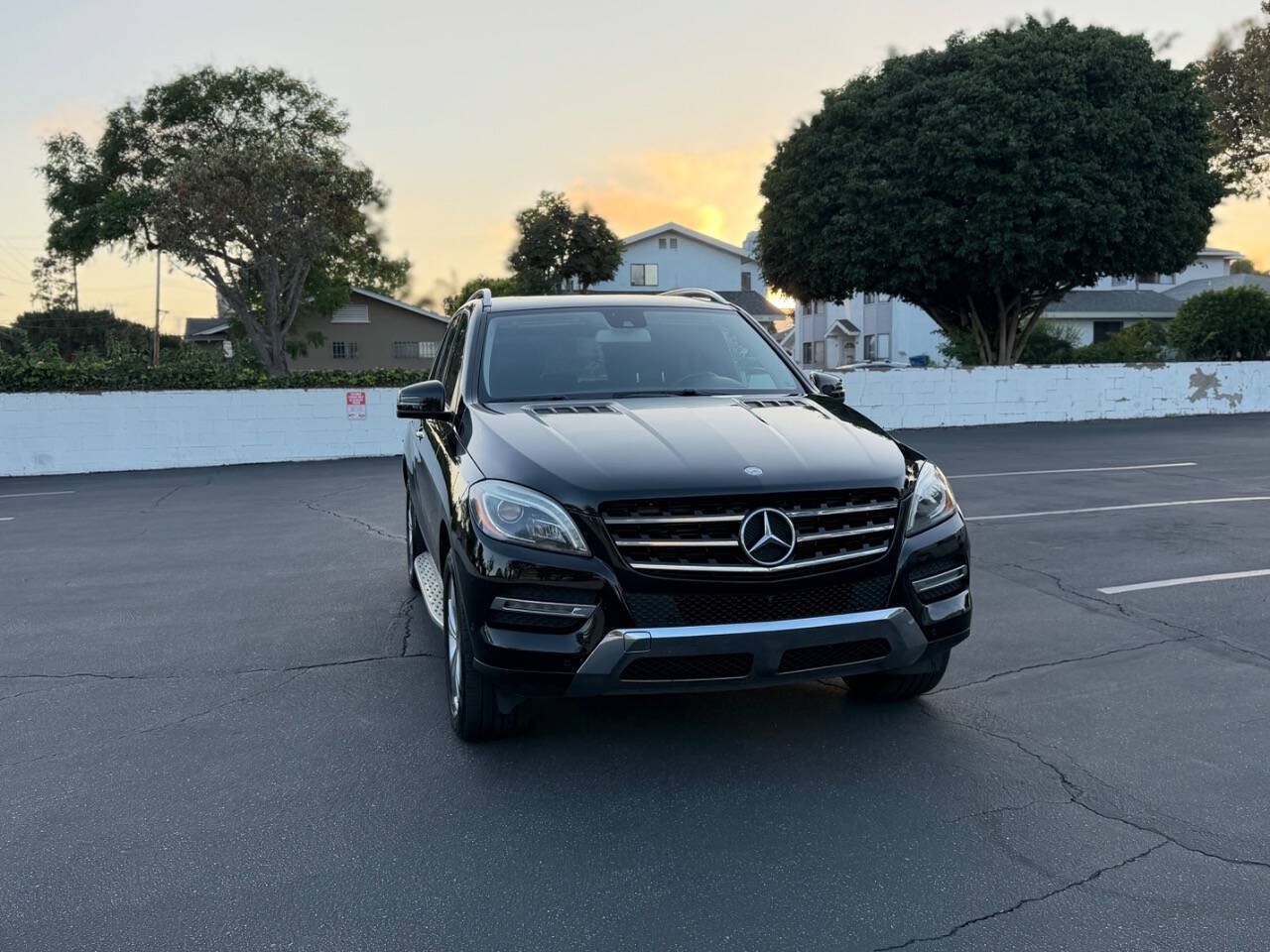 Used 2015 Mercedes-Benz ML 350 4MATIC w/ Premium 1 Package image 3