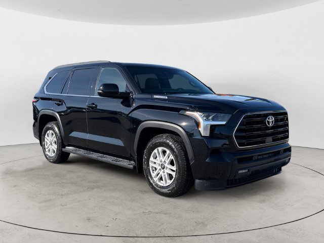Used 2026 Toyota Sequoia SR5 w/ SR5 Premium Package AWD/4WD image 3