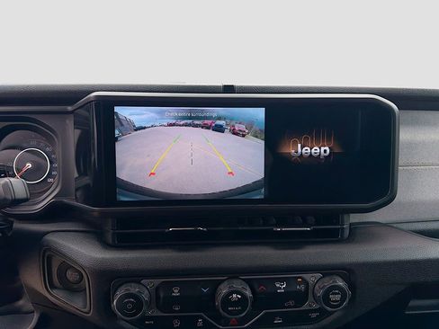 Used 2024 Jeep Wrangler Sport S AWD/4WD image 26