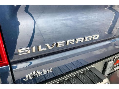 Used 2022 Chevrolet Silverado 1500 High Country AWD/4WD image 33