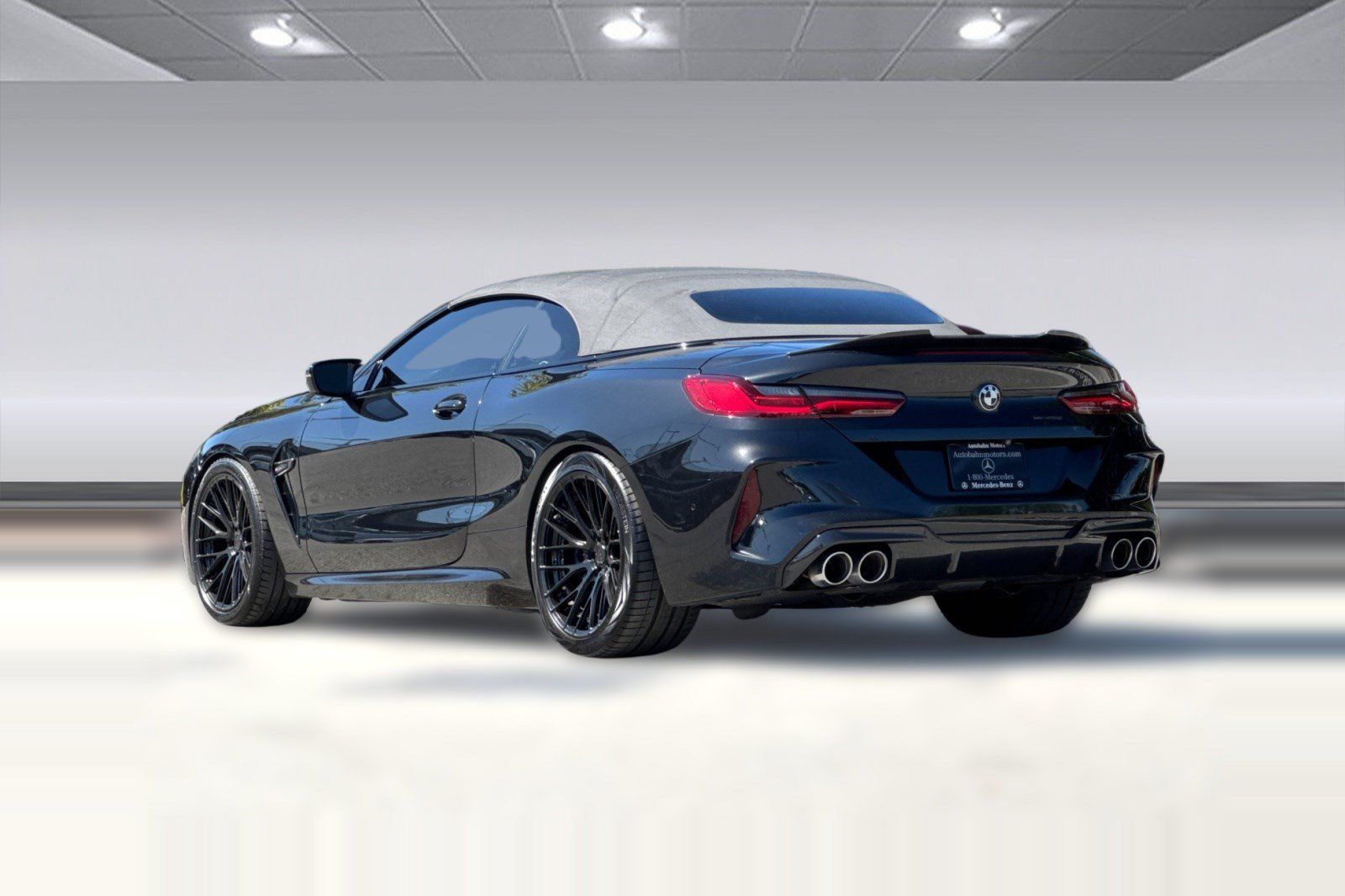 Used 2020 BMW M8 Convertible AWD/4WD image 3
