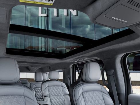 New 2027 Lincoln Navigator L Black Label RWD image 22