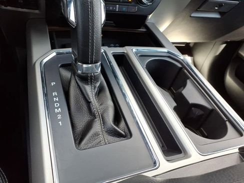 Used 2016 Ford F150 Lariat AWD/4WD image 22