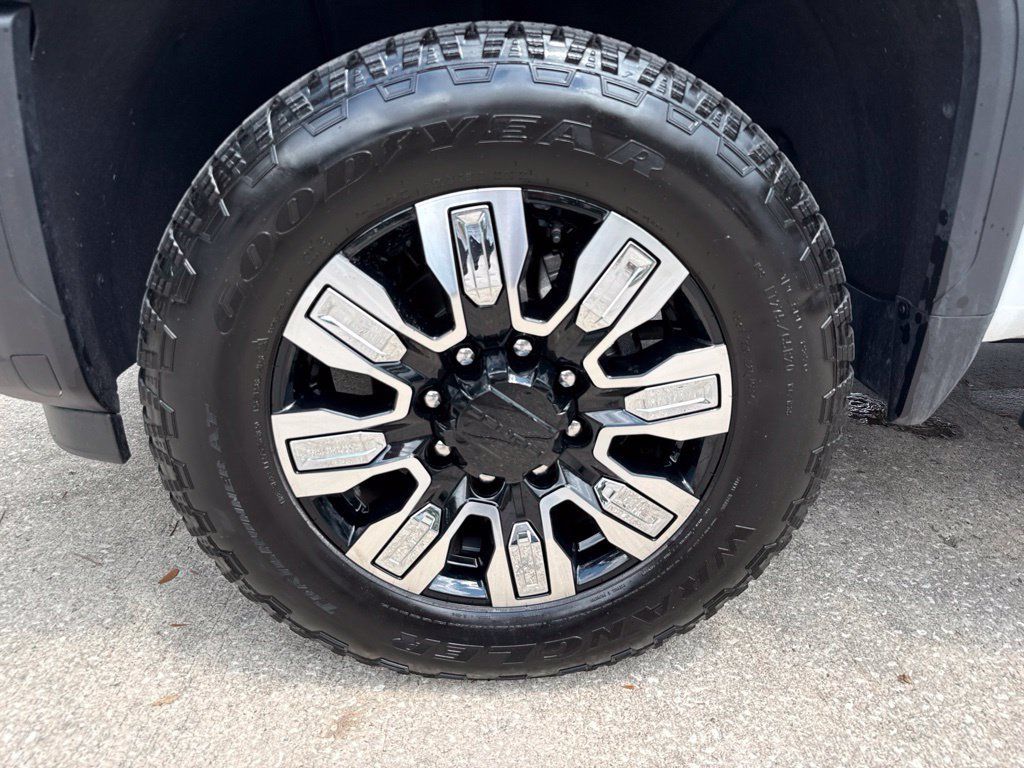 Used 2024 GMC Sierra 2500 Denali AWD/4WD image 53