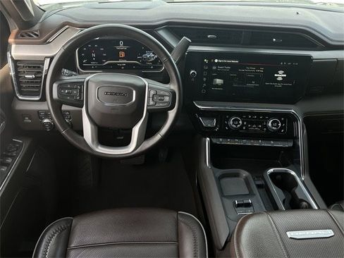 Used 2024 GMC Sierra 3500 Denali w/ Denali Reserve Package image 12