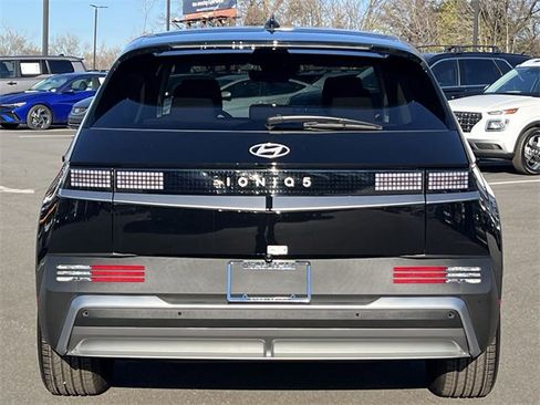 New 2026 Hyundai Ioniq 5 SE image 36