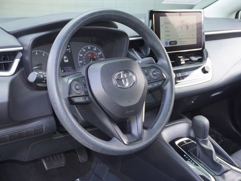 Certified 2024 Toyota Corolla LE image 11