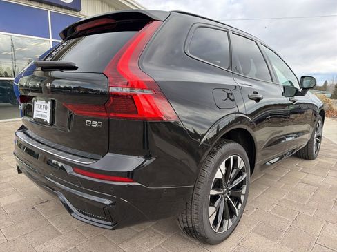 New 2026 Volvo XC60 B5 Plus w/ Climate Package AWD/4WD image 3