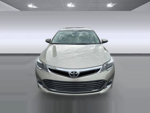 Used 2014 Toyota Avalon XLE image 5