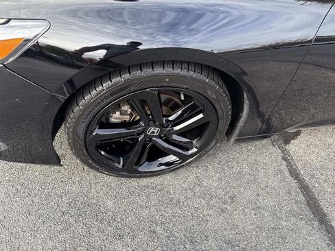 Used 2022 Honda Accord Sport image 11