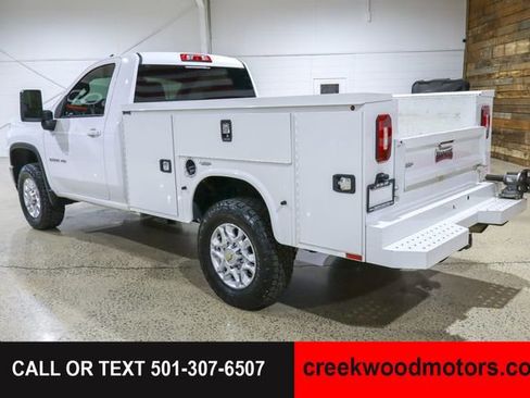 Used 2022 Chevrolet Silverado 3500 LT w/ Convenience Package RWD image 3
