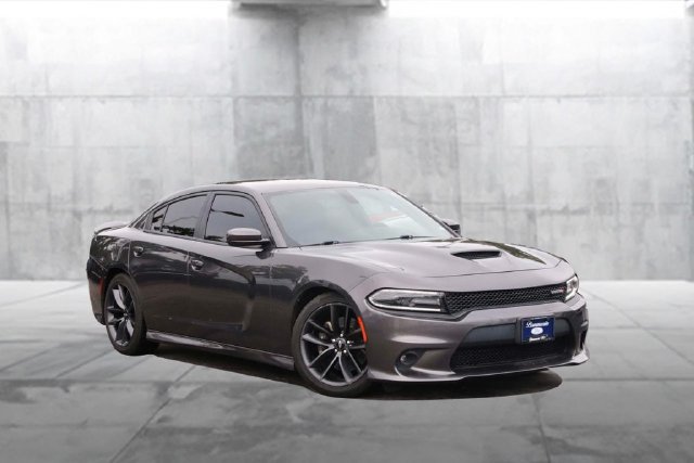 Used 2019 Dodge Charger GT RWD image 2