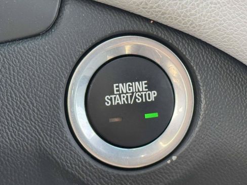 Used 2019 Chevrolet Equinox LT AWD/4WD image 22