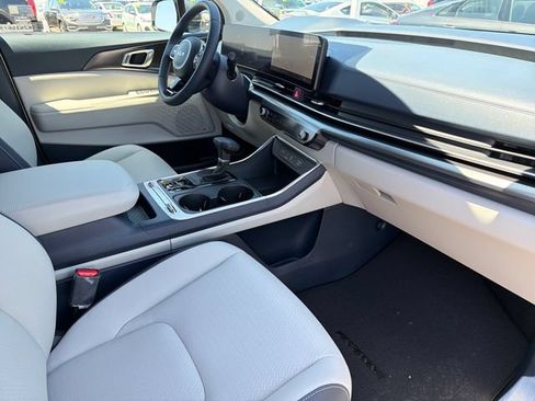 New 2026 Kia Carnival SX Prestige FWD image 22