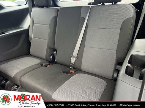 Certified 2023 Chevrolet Traverse LT FWD image 14