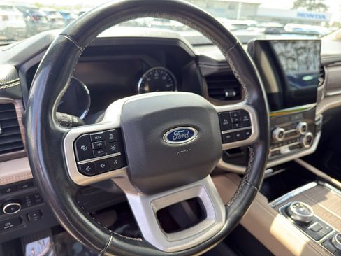 Used 2023 Ford Expedition Max Limited AWD/4WD image 11
