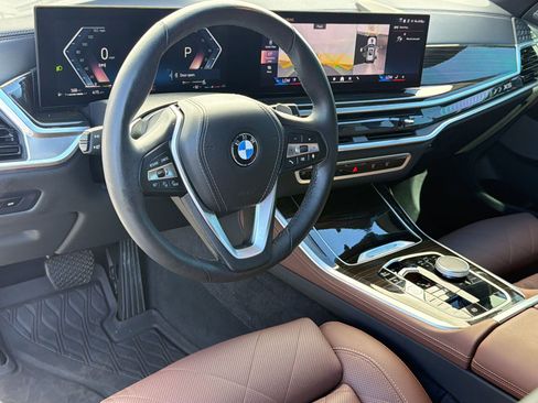 Used 2024 BMW X5 sDrive40i w/ Premium Package RWD image 4