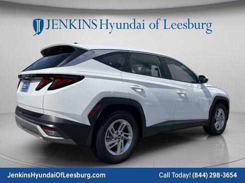 New 2026 Hyundai Tucson SE FWD image 4