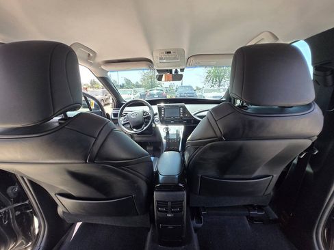 Used 2018 Toyota Mirai FWD image 31