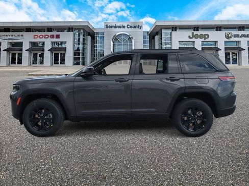 New 2026 Jeep Grand Cherokee Altitude AWD/4WD image 5